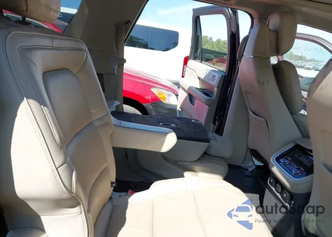 2018 Lincoln Navigator L Reserve из США, поврежденный, VIN 5LMJJ3LT1JEL03195